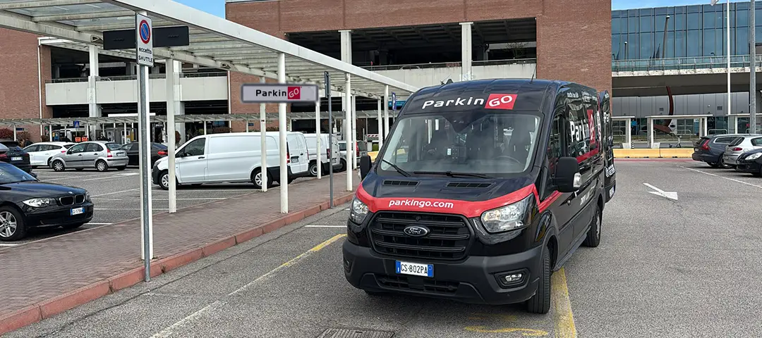 Navetta ParkinGO al Terminal dell'aeroporto di Venezia
