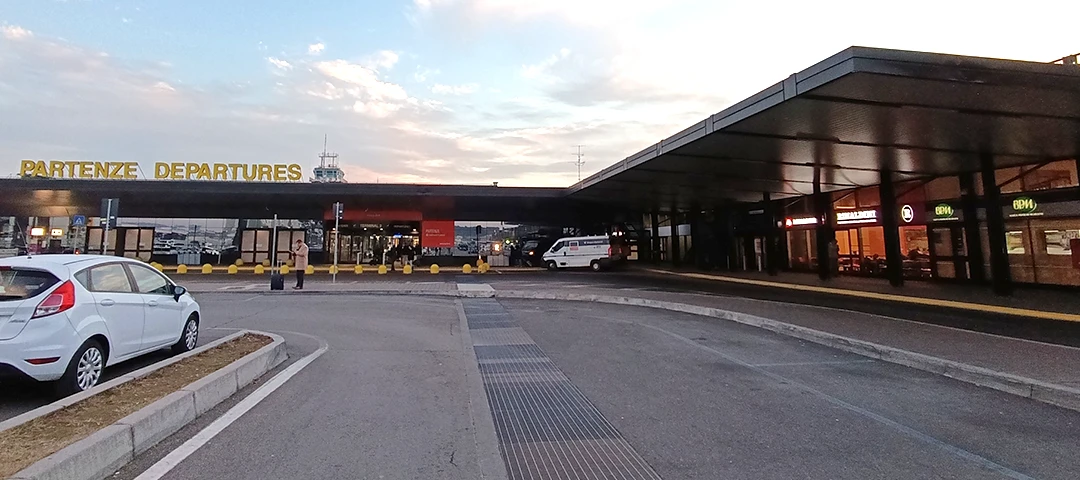 Immagine Terminal 2 di Milano Malpensa aerea partenze